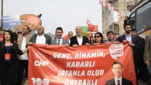 İrfan Önal: Bayraklı da İzmir de bizim kalacak!