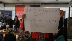 Lal Denizli: “Toplama kamplarına benzeyen barınaklara karşıyım
