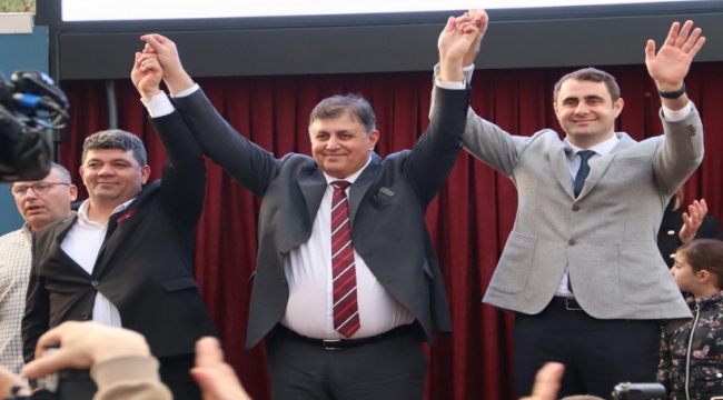 Tugay'dan Aliağa'ya vaat yağmuru: Otopark sorunu çözülecek