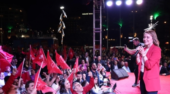 Mutlu'dan zafer konuşması: İktidara giden CHP'nin ayak sesleri!