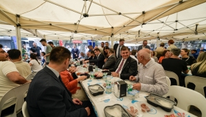 Başkan Tugay: Yüreğimiz umut dolu olsun