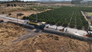 İzmir’de bayramda da yol çalışmaları hız kesmedi
