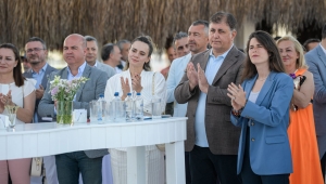 Torunlarımızın yaşayacağı Çeşme’yi hayal ederek adım atmalıyız