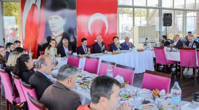Başkan Önal, muhtarlarla buluştu: 