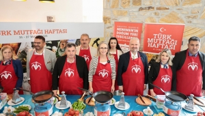 TÜRK MUTFAĞI HAFTASINDA MENEMEN DAMGASINI VURDU 