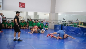 Çocuklar sporla dolu dolu bir yaz geçiriyor