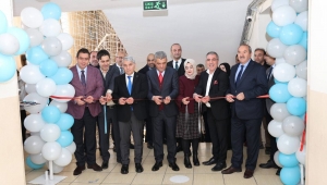 Erzurumlu İş İnsanı Halil Karapınar’dan Eğitime Destek