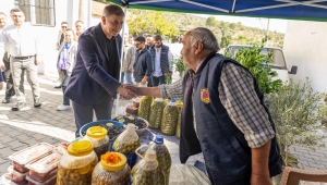 İzmir Büyükşehir Belediyesi üreticiye desteğini sürdürdü