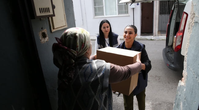 Çiğli Belediyesi’nden Gıda Kolisi Seferberliği