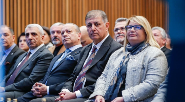 İzmir’de su krizi masaya yatırıldı