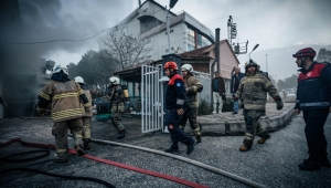 Bornova’daki fabrika yangını söndürüldü