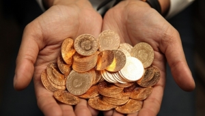 İzmir'de fahiş fiyat ve karaborsa alarmı: Kuyumcular fiyat ekranlarını kapattı!