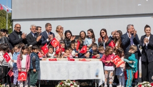 Başkan Tugay: Her zaman Güzelbahçe halkının yanında olacağım