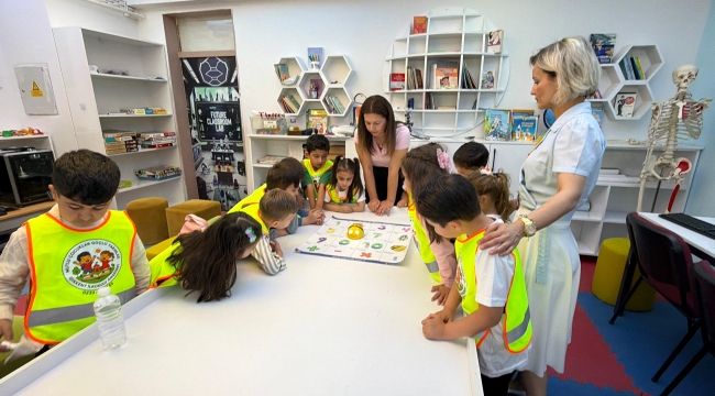 Minik Öğrenciler Future Classroom Lab ile Geleceğin Sınıflarını Keşfetti
