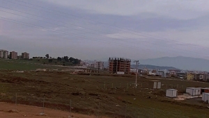 İzmir'de 10 yıllık konut çilesi: Menemen’deki yüzlerce kişi bitmeyen projede mağdur