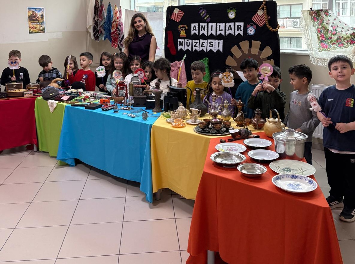 Geçmişten Geleceğe Uzanan Sevgi Köprüsü