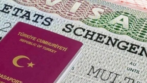 Şartlar belli oldu: Türklere 2 ve 5 yıllık Schengen vizesi geliyor