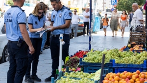 Ana arterlerde kaldırım işgaline geçit yok