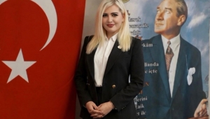 Tülay Yaman Yeni Parti saflarına katıldı: 