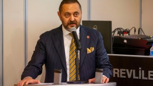 HASAN ÜNAL: “DENİZ YÜCEL’İN SİYASİ HAFIZASI BU KADAR MI KISA?”