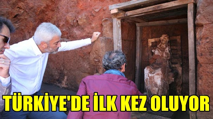 Orduda Arkeolojik Kazıda 2 Bin 100 Yıllık Ana Tanrıça Kibele Heykeli Bulundu