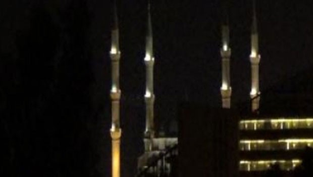 Gece Okunan Sela İzmirlileri Tedirgin Etti