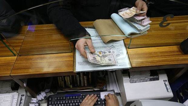 Kritik Fed öncesi dolar fiyatları güne 3.49 TL'den başladı