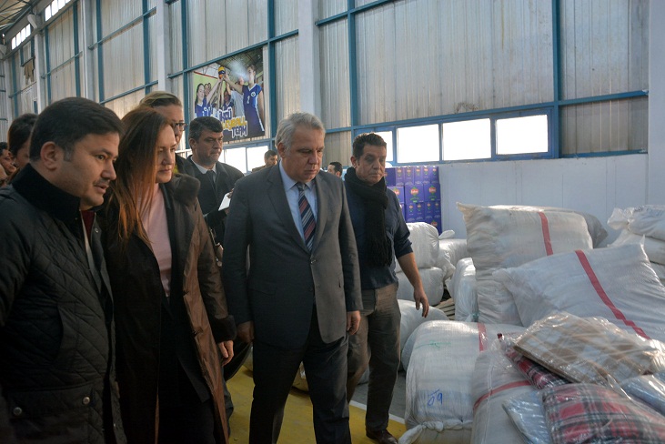 AK Parti’den “Halep’e bir el de sen uzat” Yardım Kampanyası