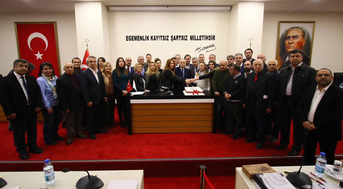 Yılın ilk meclisi yeni binada