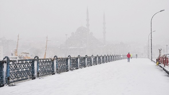 İstanbul ve Ankara'ya yeniden kar geliyor... Kar ne zaman yağacak