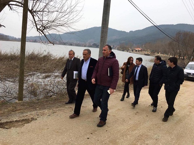 Gölcük Gölü’ndeki Sazlıklar Temizleniyor