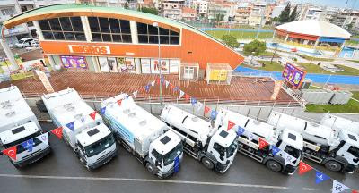 Büyükşeh ir’den 30 ilçeye 90 araç