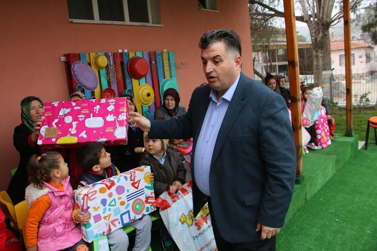  ÇOCUKLAR DİLEK TUTTU BAŞKAN DİLEKLERİNİ GERÇEKLEŞTİRDİ