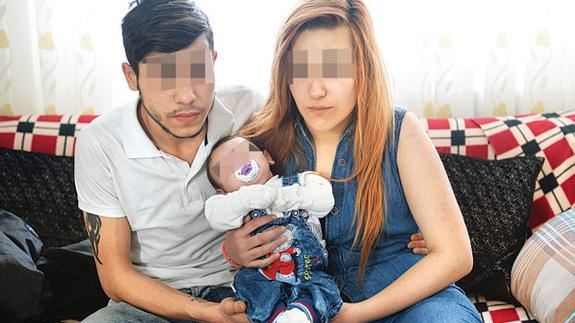 Anne ve babası bağımlı olan Ayaz bebek eroinman doğdu