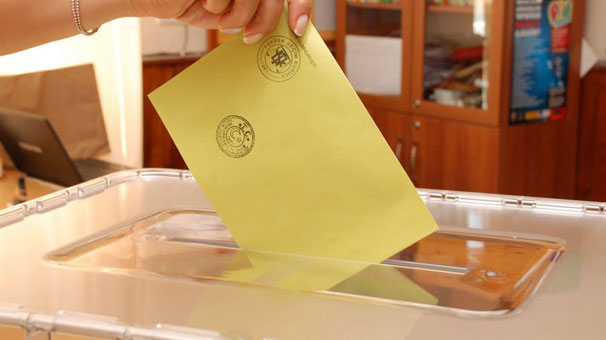 Ünlü Anketçi Açıkladı: CHP ve HDP'den