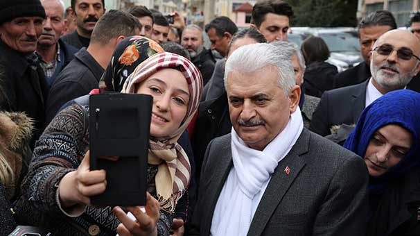 Başbakan Yıldırım: Tabela projeciliğini kaldırdık
