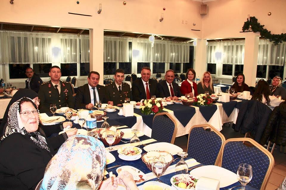 Şehit Ailelerine Yemek