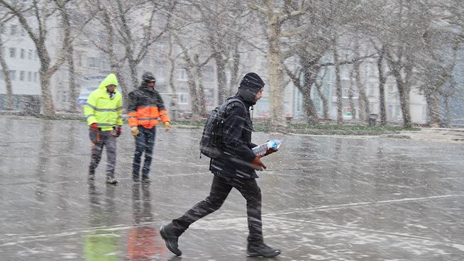 Meteoroloji'den uyarı geldi: Donuyoruz