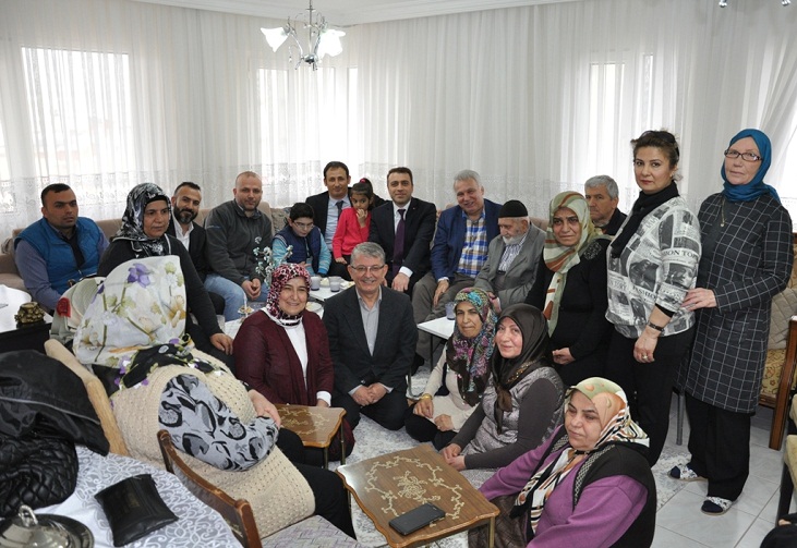 BUCA’DA HALKIN SESİ: EVET DEN YANA