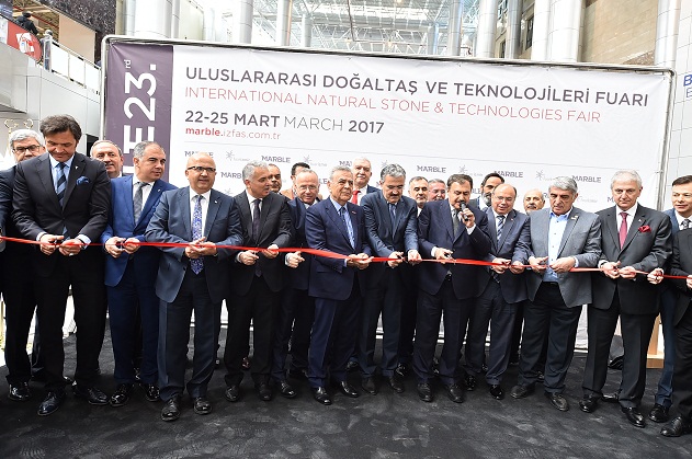 İzmir’de “Doğaltaş Şöleni” Başladı