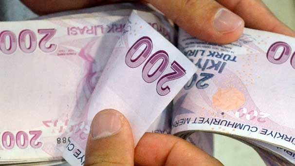Emekliye 3 ayda 7 bin 500 lira geliyor