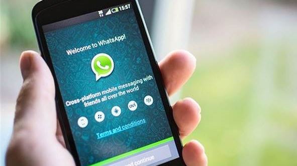 Ortalama puanı düşen WhatsApp’a sahte hesap dopingi