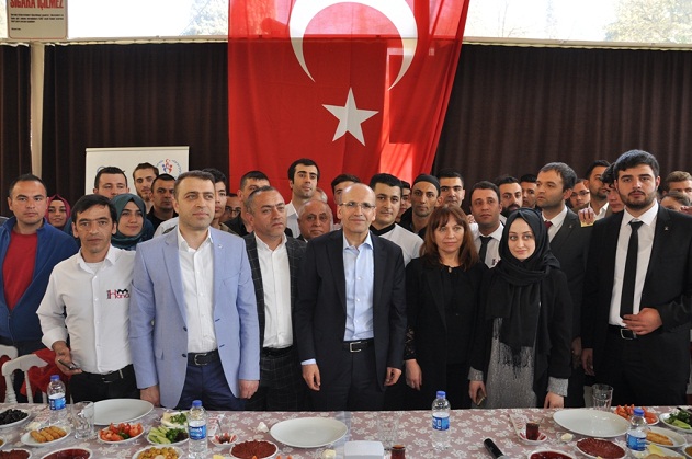 Şimşek Buca'da gençlerle buluştu
