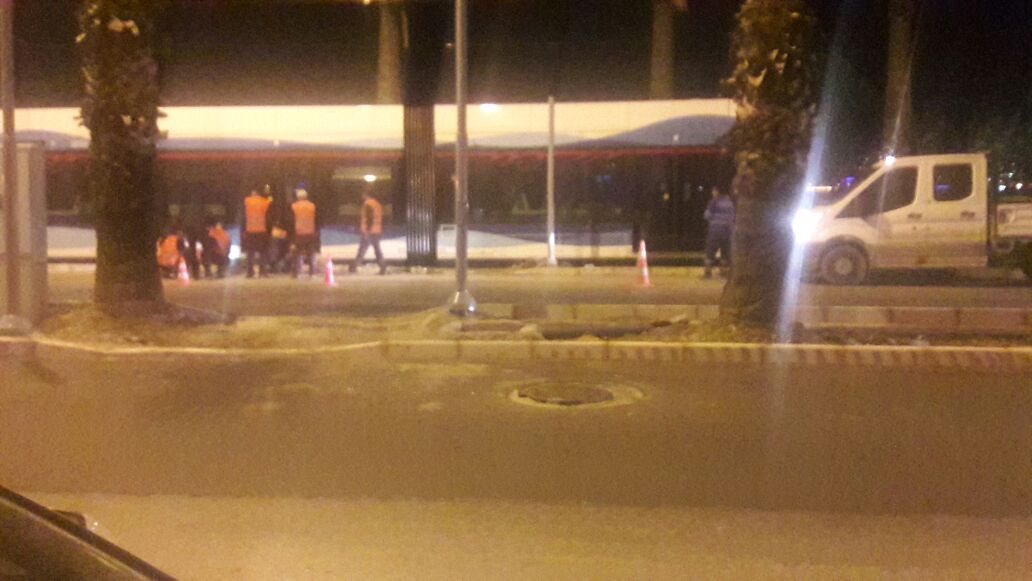 Karşıyaka da tramvay denemeye takıldı