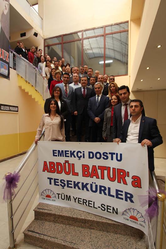 Başkan Batur’dan memura rekor zam