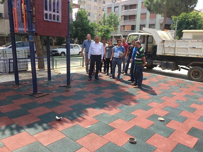 rnÖdemiş Belediyesi, mevcut parkları yenileniyor