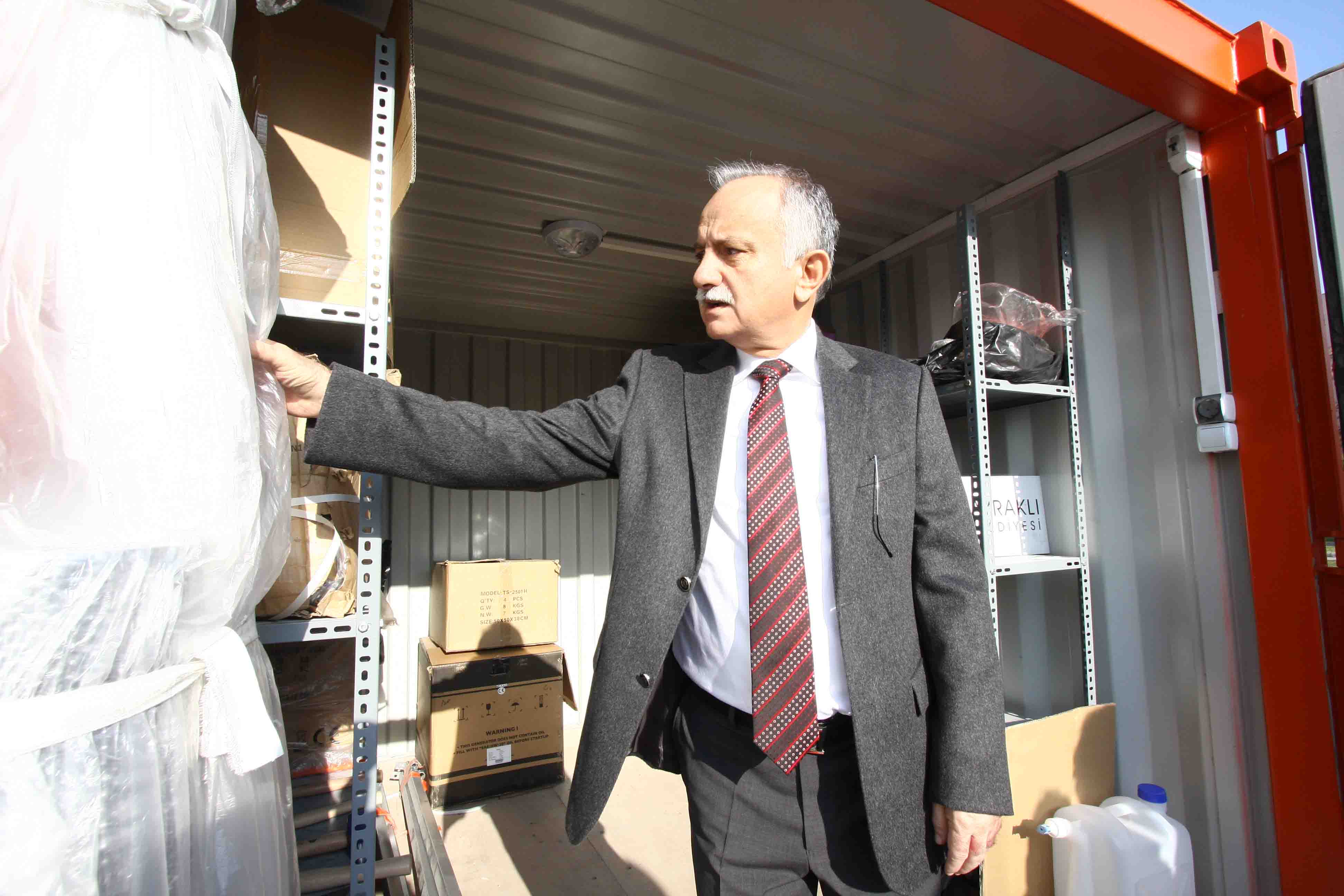 Bayraklı’da deprem konteyneri sayısı artırılıyor