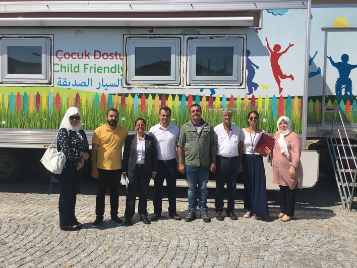 UMUT SURİYELİ ÇOCUKLARA DA DOKUNDU