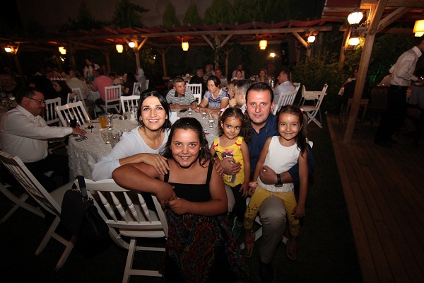 Menderes’te Gazi ve Şehit Aileleriyle İftar