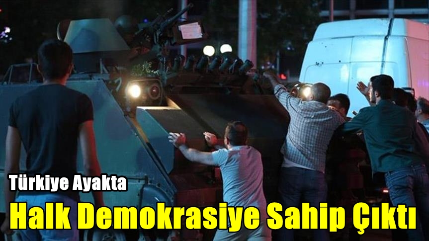 Vatandaşlar darbeye karşı sokakta
